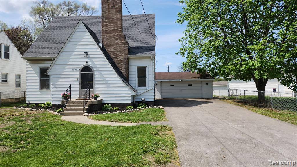 Flint Twp, MI 48507,1040 RONALD Street