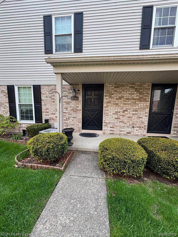Clinton Twp, MI 48038,15746 CHARLESTON Drive