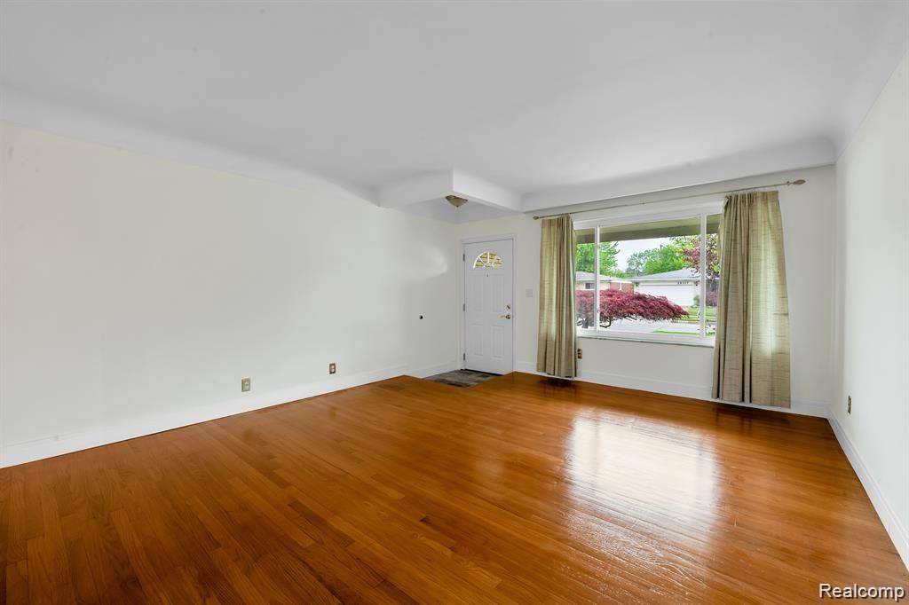 Warren, MI 48092,28314 JAMES Drive