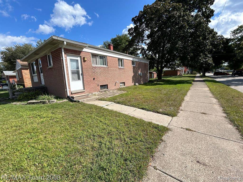 Dearborn Heights, MI 48125,23851 Annapolis St.