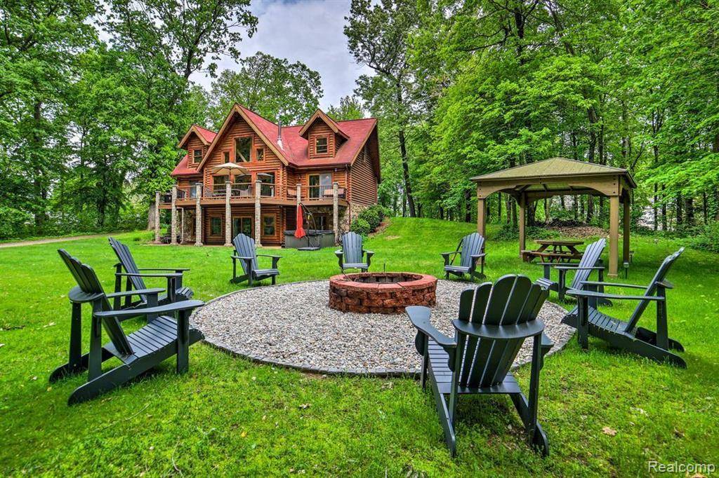 Leoni Twp, MI 49201,4380 DONNELY Road