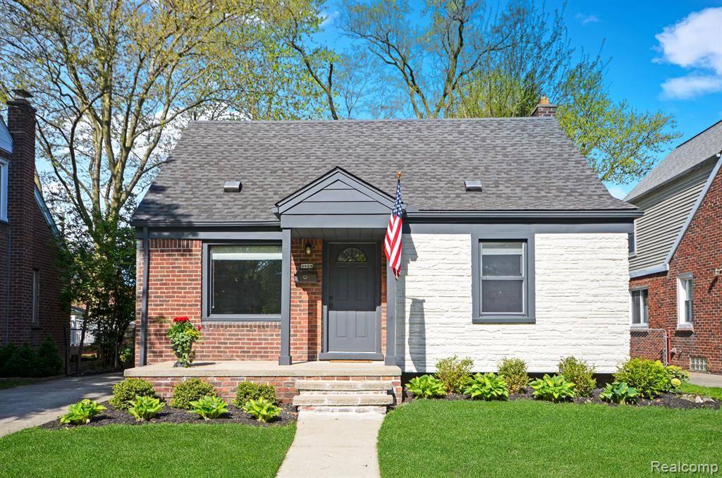 Royal Oak, MI 48073,3023 N Vermont Avenue