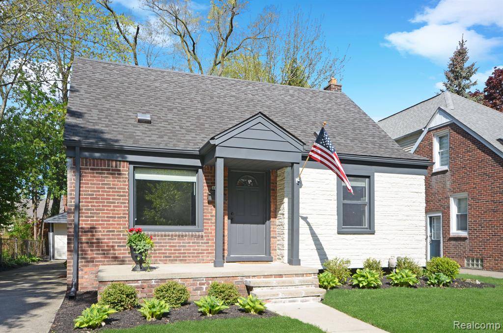 Royal Oak, MI 48073,3023 N Vermont Avenue