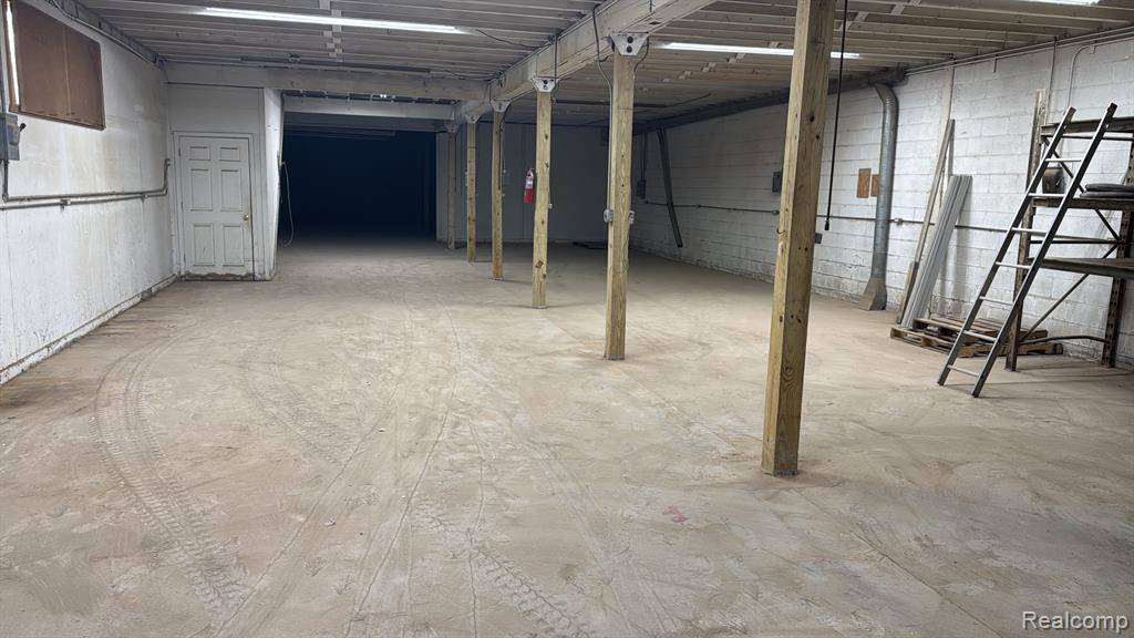 Dearborn, MI 48126,6255 SCHAEFER UNIT 2