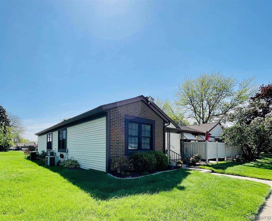 Plymouth Twp, MI 48170,40805 NEWPORT Drive