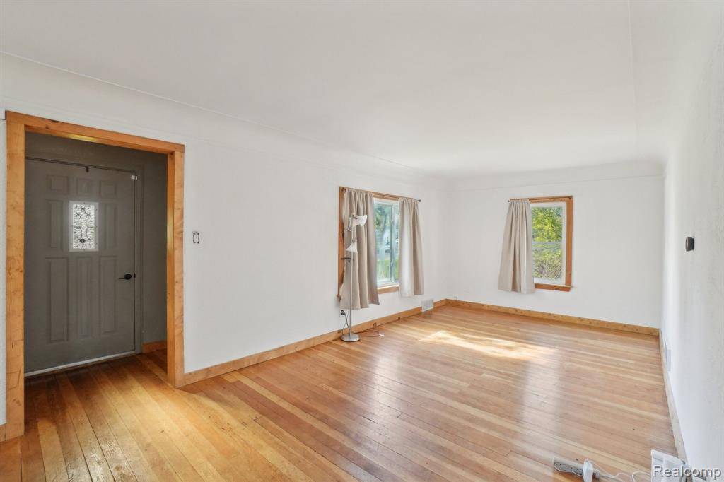 Genesee Twp, MI 48506,3166 N BELSAY Road