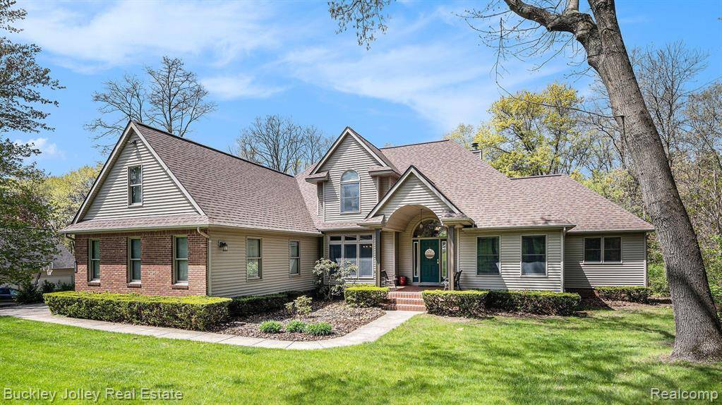 Hamburg Twp, MI 48116,6858 CORRIGAN Drive