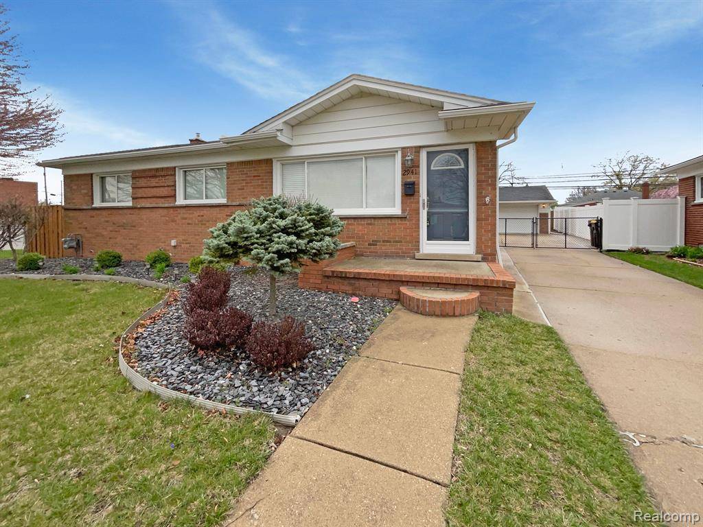 Trenton, MI 48183,2941 NORWOOD Drive