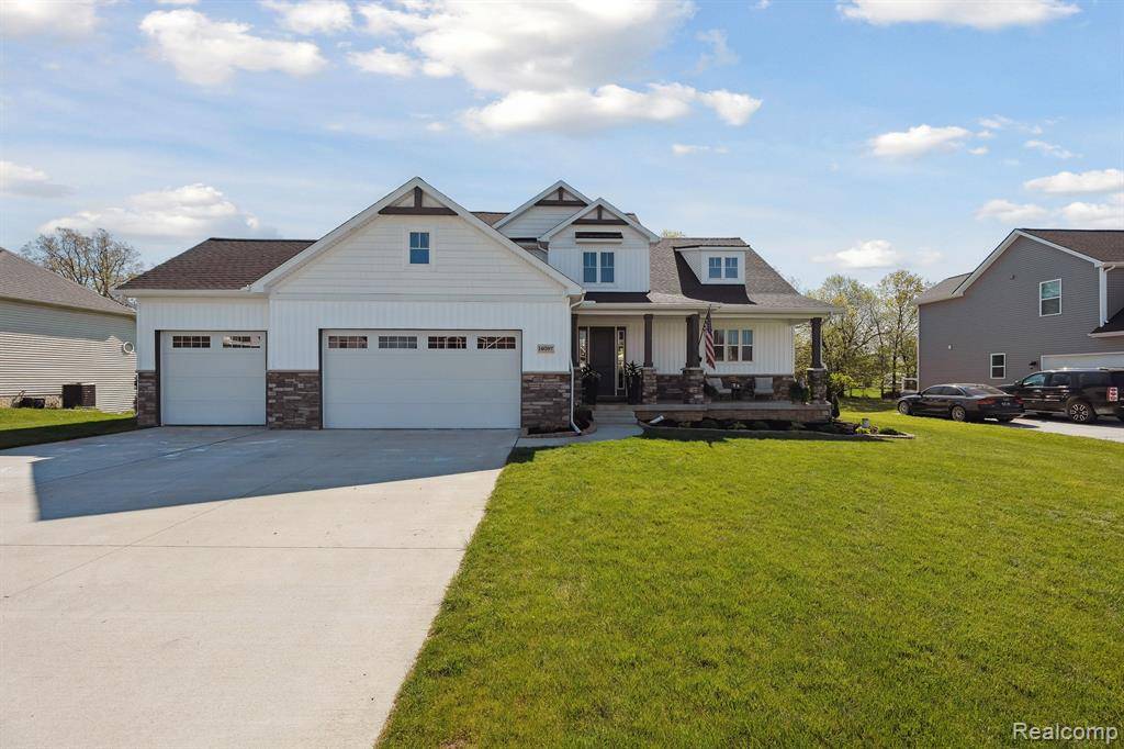 Fenton Twp, MI 48451,14097 TUPPER LAKE Way
