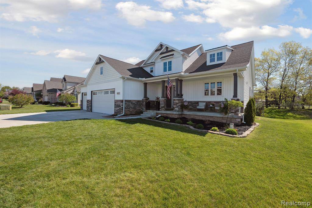Fenton Twp, MI 48451,14097 TUPPER LAKE Way