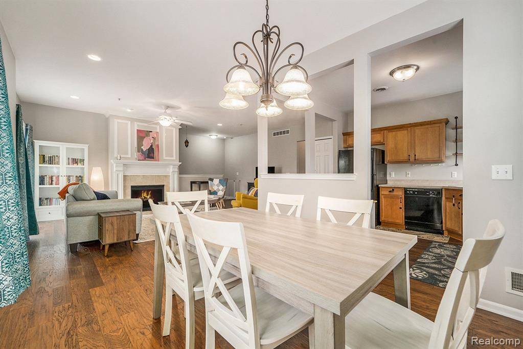 Canton Twp, MI 48188,252 CHERRY STONE Drive