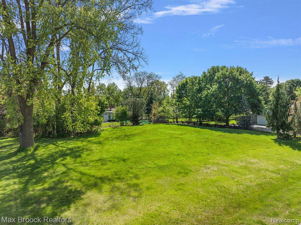 West Bloomfield Twp, MI 48324,0000 Pine Ridge Road Lot 93