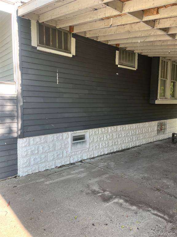 Inkster, MI 48141,27305 NORFOLK Street