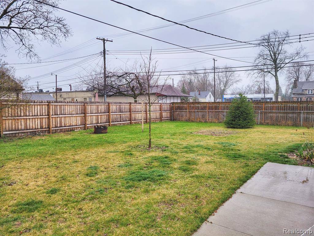 Ypsilanti Twp, MI 48198,936 Davis