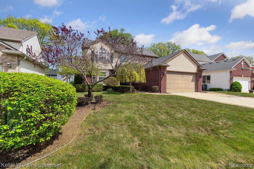 Troy, MI 48083,1339 HARTLAND Drive
