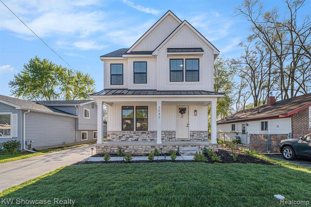 Berkley, MI 48072,3542 ROYAL Avenue