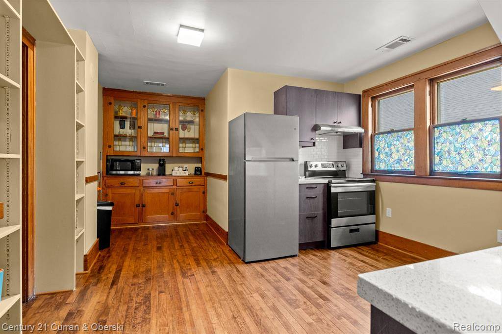 Detroit, MI 48210,4707 LARKINS Street