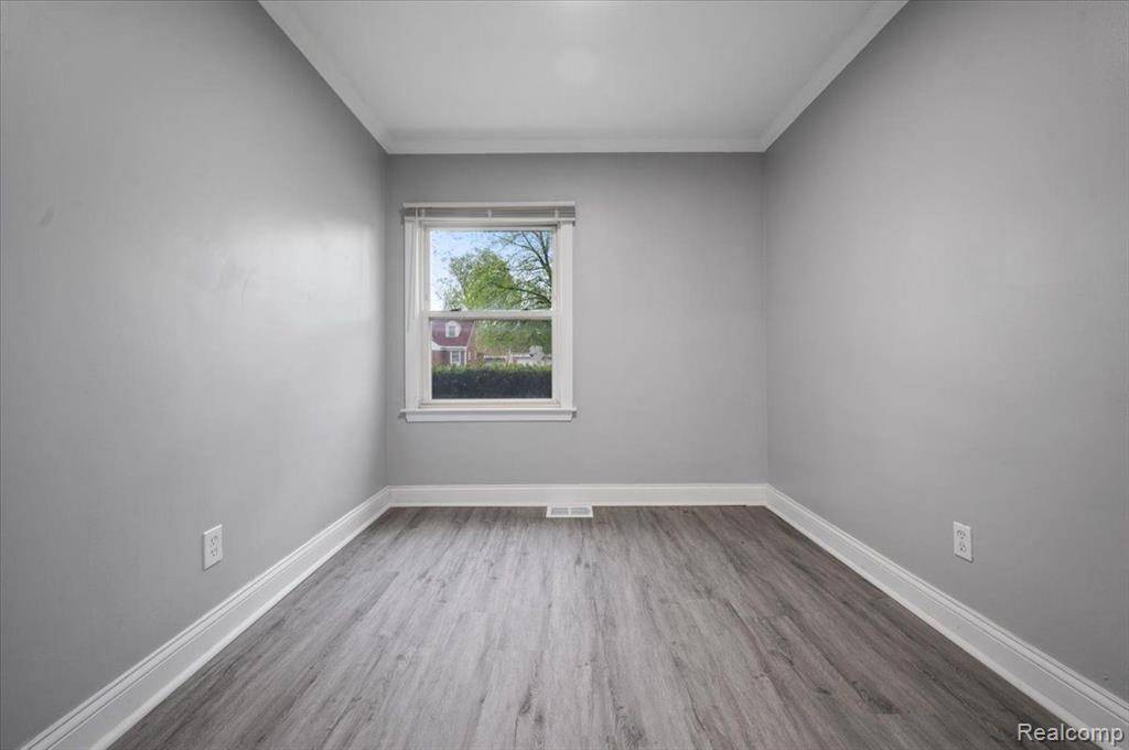 Detroit, MI 48223,15051 MINOCK Street