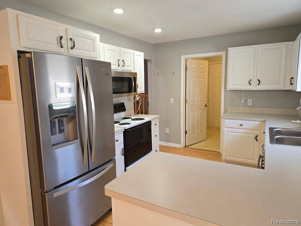 Clinton Twp, MI 48038,42341 PARK RIDGE  Way