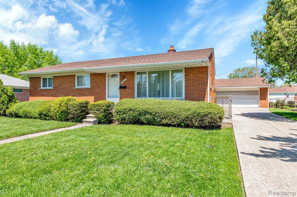 Warren, MI 48089,14671 CHESTERFIELD Avenue