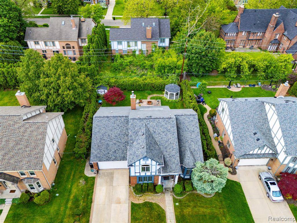 Detroit, MI 48214,441 PARKVIEW Drive