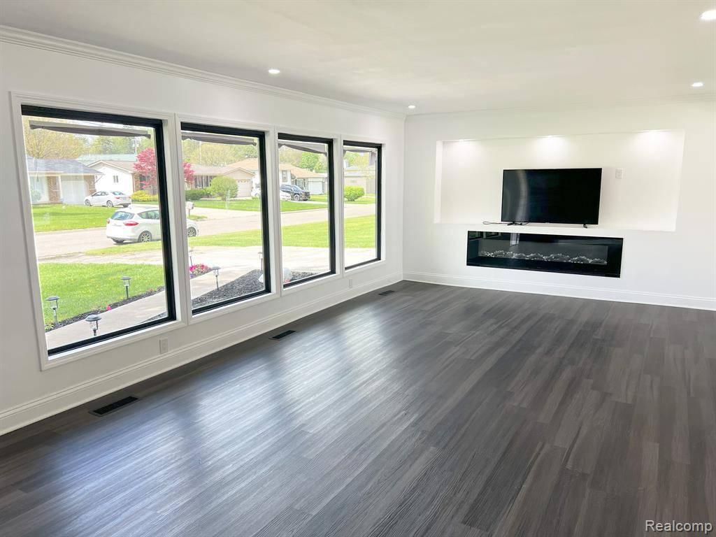 Flint Twp, MI 48532,1043 LASK Drive