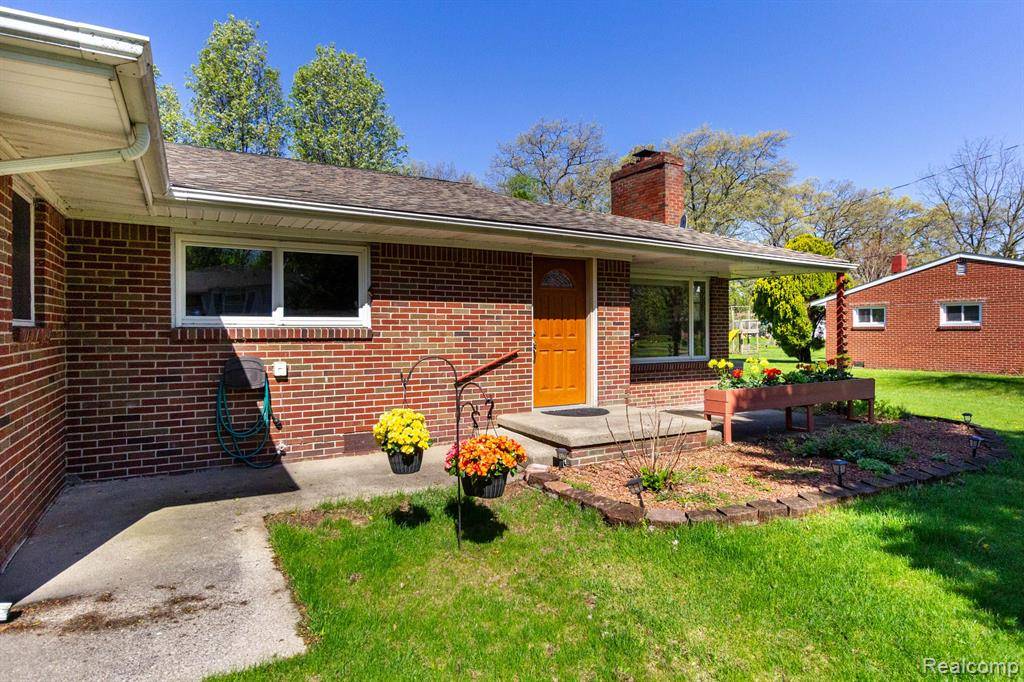 Holly Vlg, MI 48442,1119 LAMBERT Drive