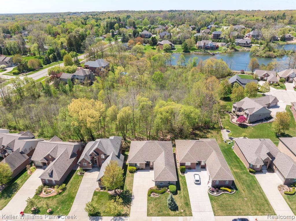 Washington Twp, MI 48094,58651 GLACIER CLUB Drive