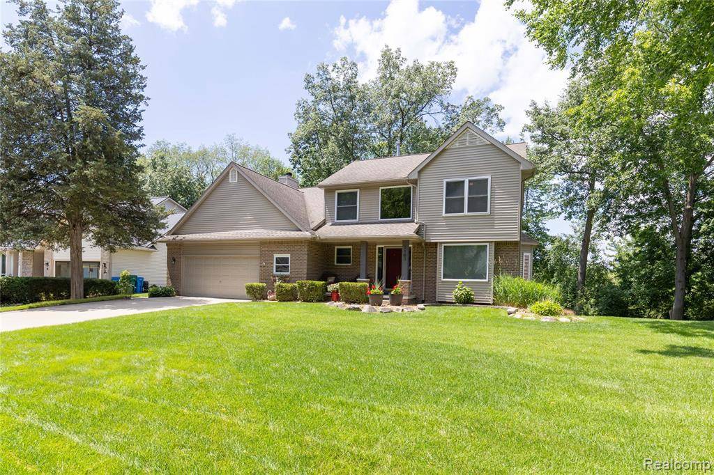 Commerce Twp, MI 48390,3163 W RIDGE Court