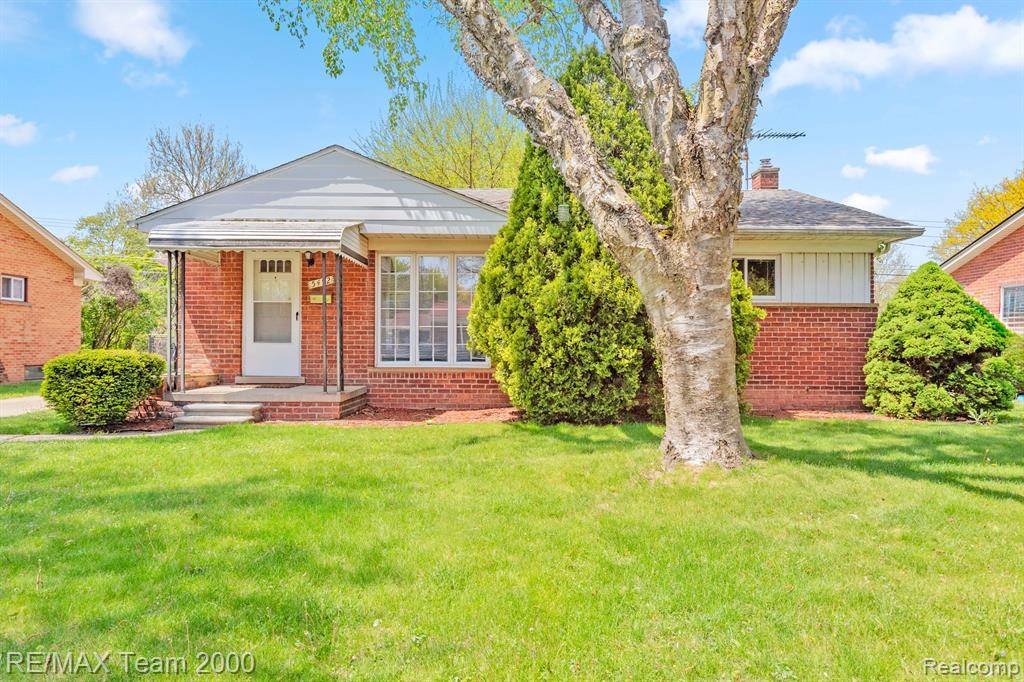 Dearborn Heights, MI 48125,5492 HEATHER Lane