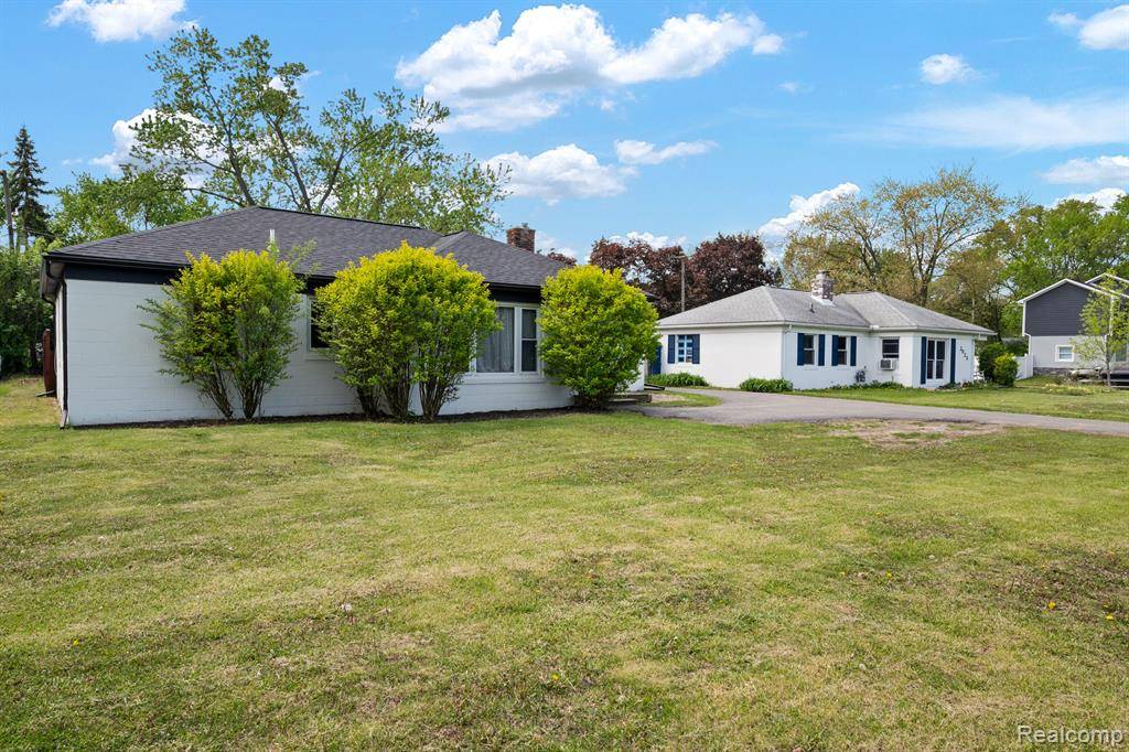 Royal Oak, MI 48073,2017 W 14 MILE Road