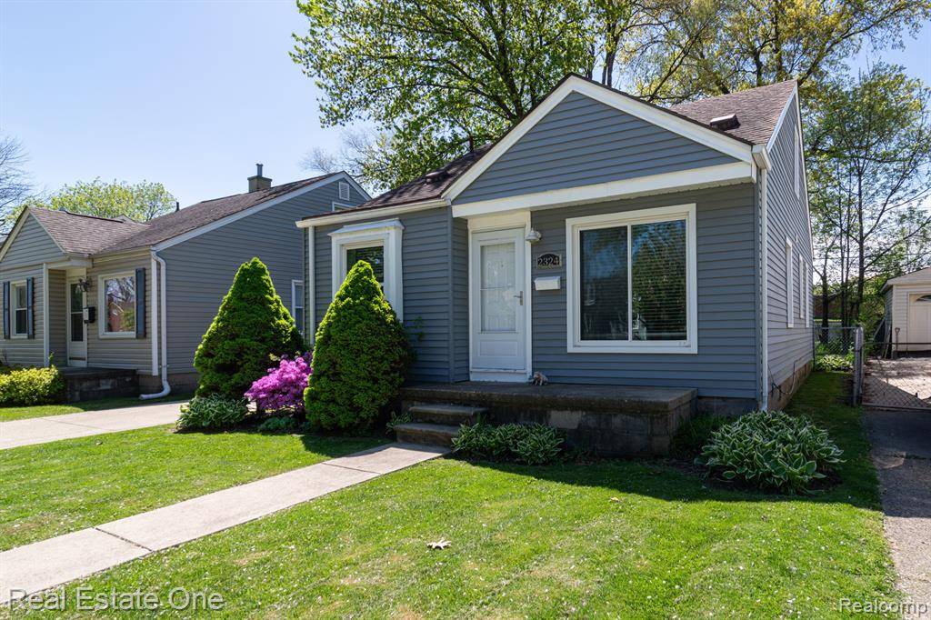 Royal Oak, MI 48067,2324 GUTHRIE Avenue