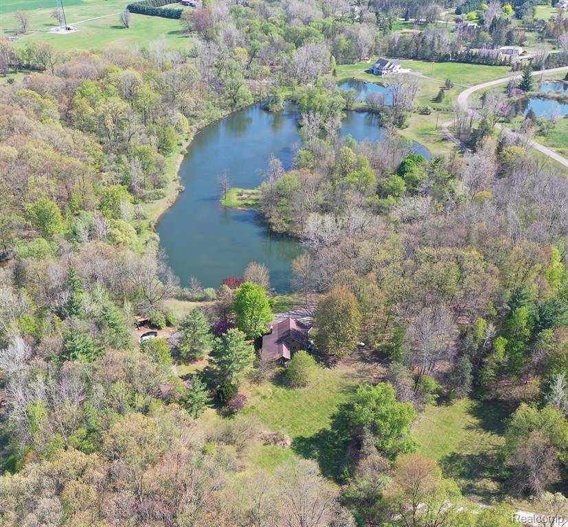 Oregon Twp, MI 48446,1612 DEER PATH Drive