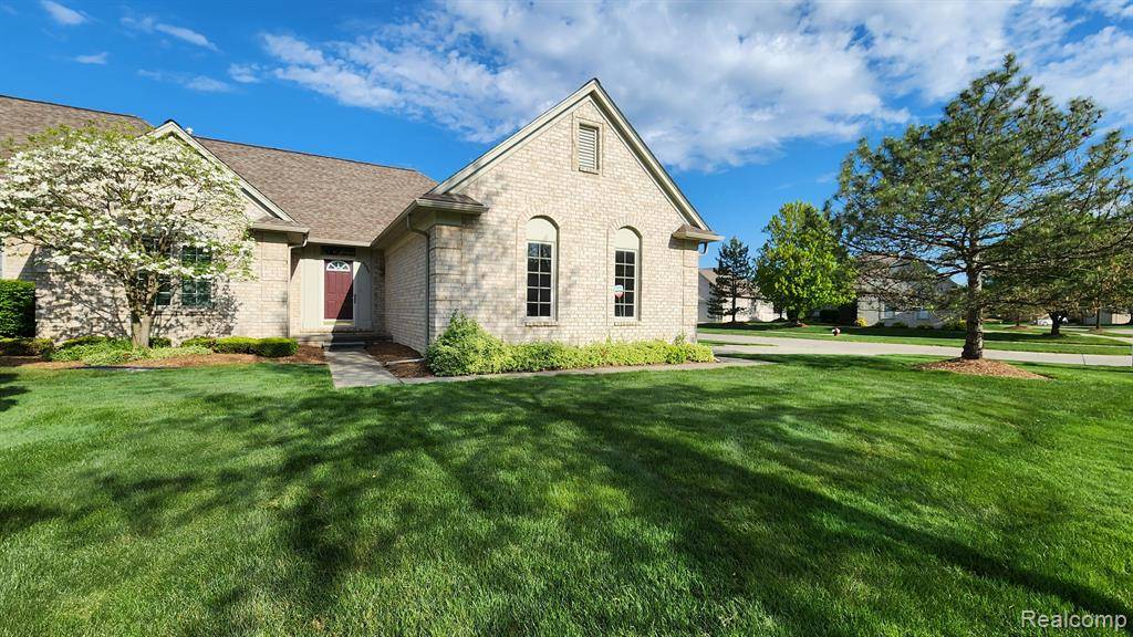 Sterling Heights, MI 48310,40201 RIVERBEND Drive
