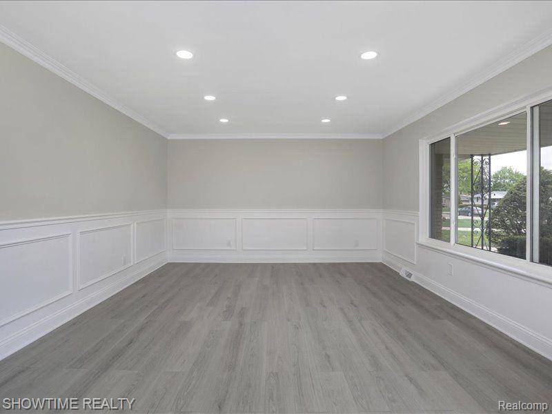 Sterling Heights, MI 48312,37305 MAAS Drive