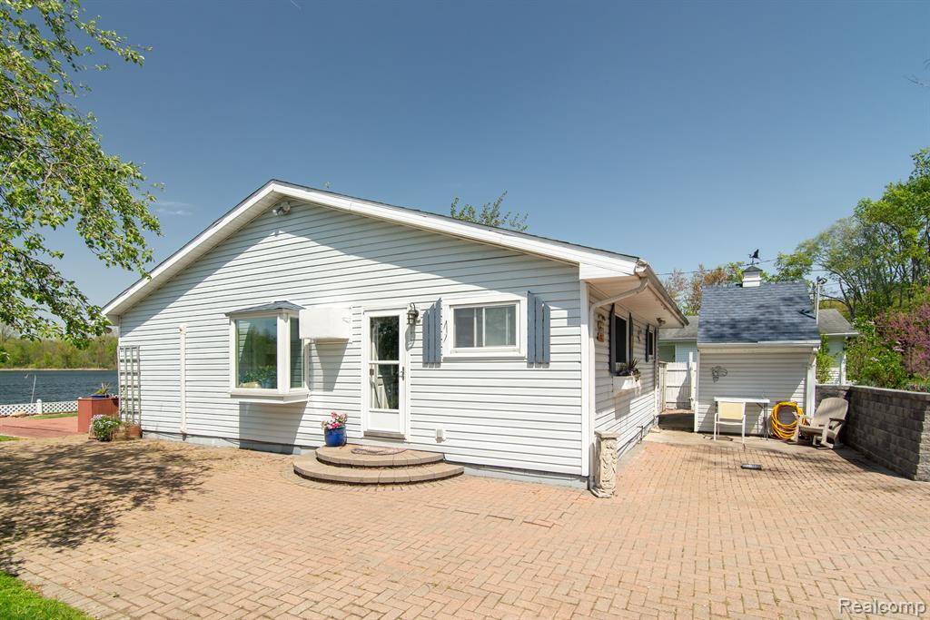 Reading Twp, MI 49274,5303 LAKE Road