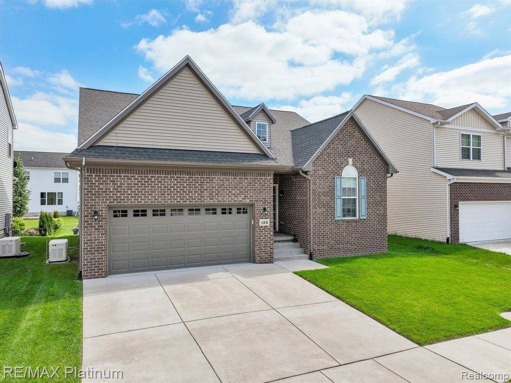 Marion Twp, MI 48843,185 CRYSTAL WOOD Circle