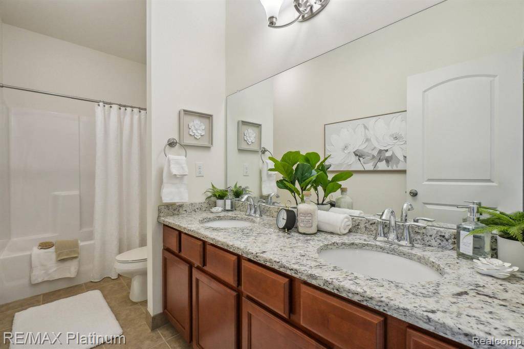 Marion Twp, MI 48843,185 CRYSTAL WOOD Circle