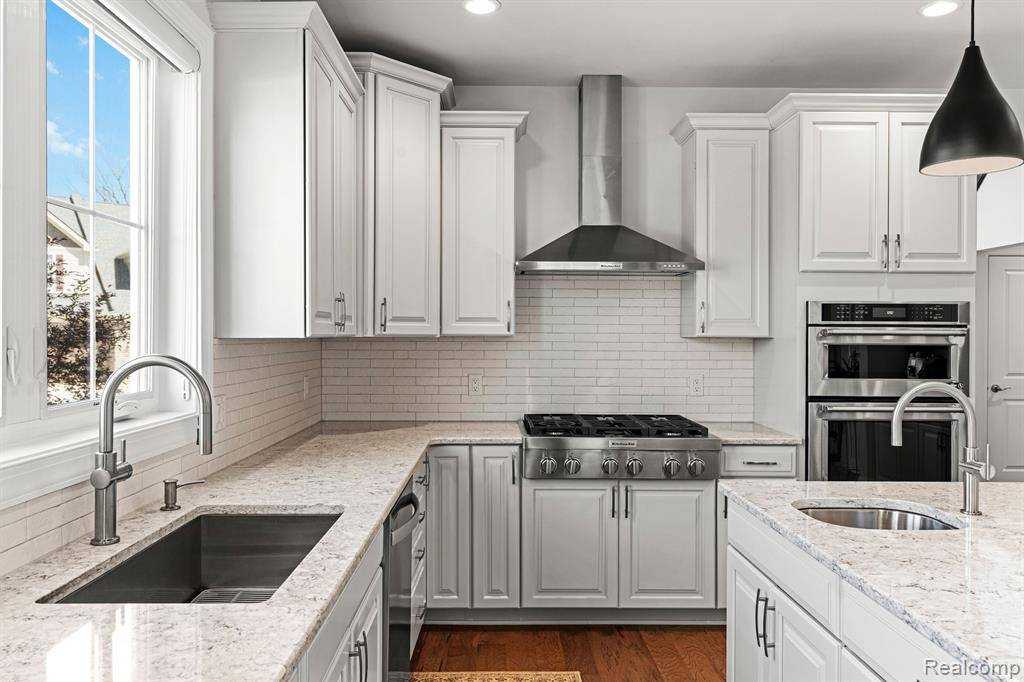 Ann Arbor, MI 48105,3095 Millbury Lane