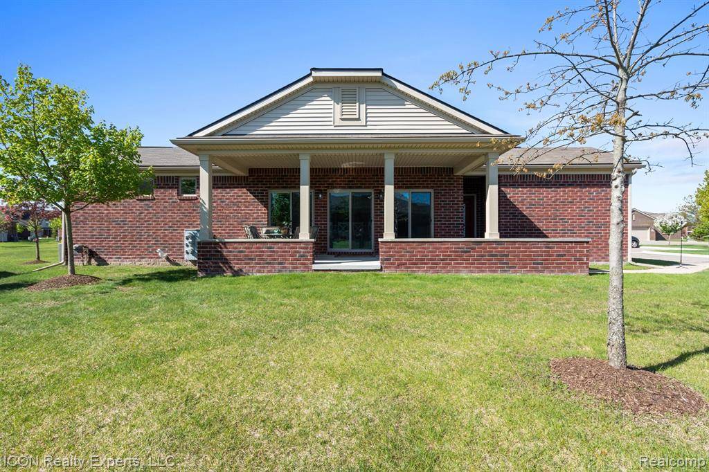 Macomb Twp, MI 48042,49234 JACOB Court