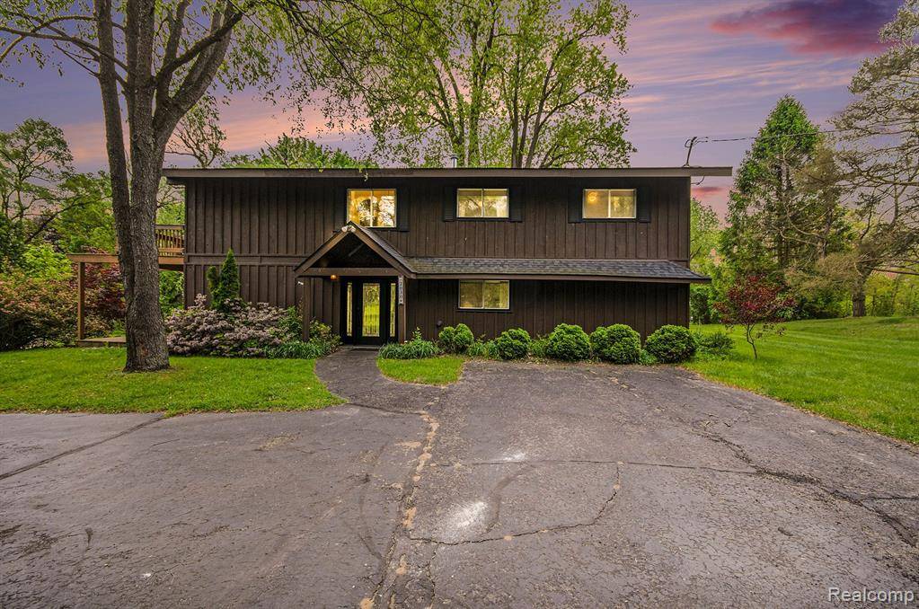 Brandon Twp, MI 48462,2030 Dunwoodie Street