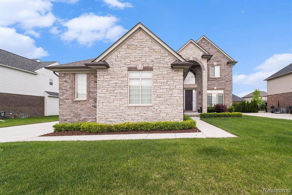Shelby Twp, MI 48316,54615 DEADWOOD Lane