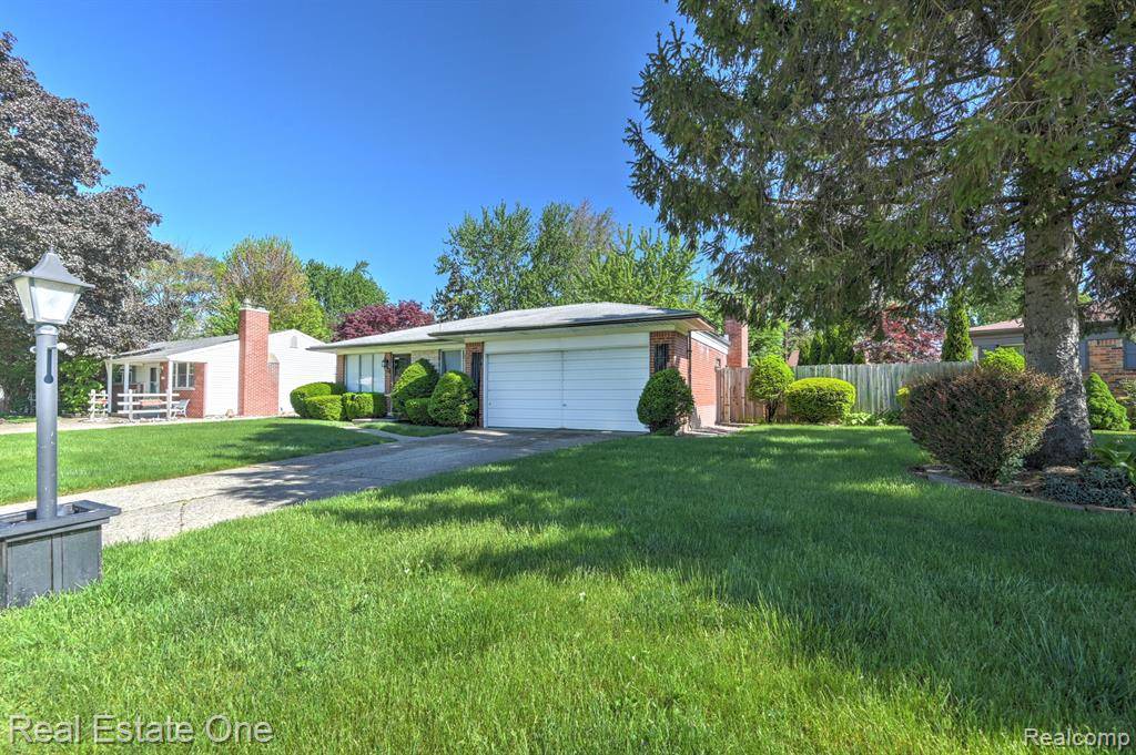 Sterling Heights, MI 48313,11837 METEOR Drive
