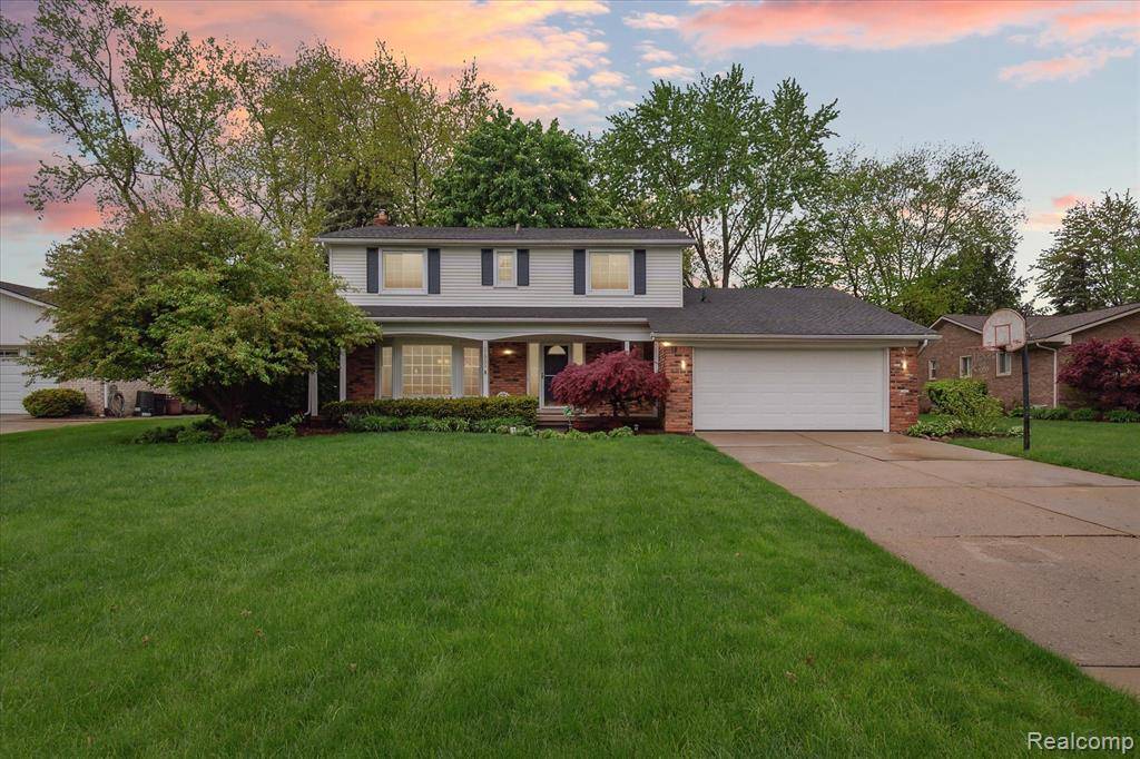Farmington Hills, MI 48335,21951 CRESCENT