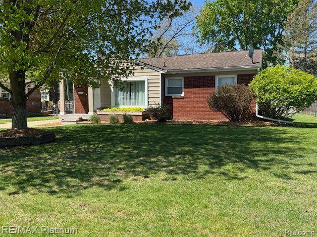 Milford Vlg, MI 48381,415 CRYSTAL Street