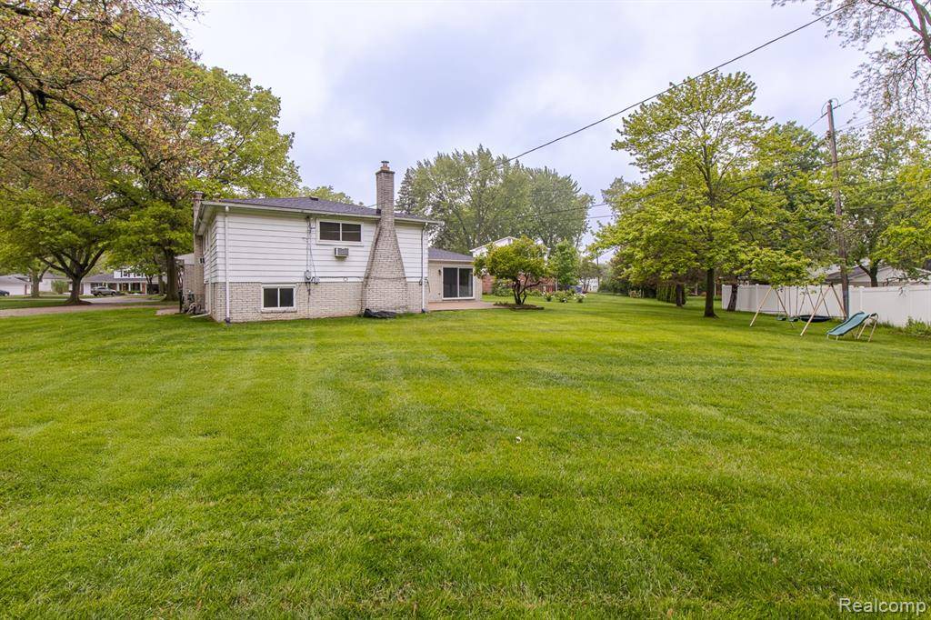 Troy, MI 48098,4290 FROSTWOOD