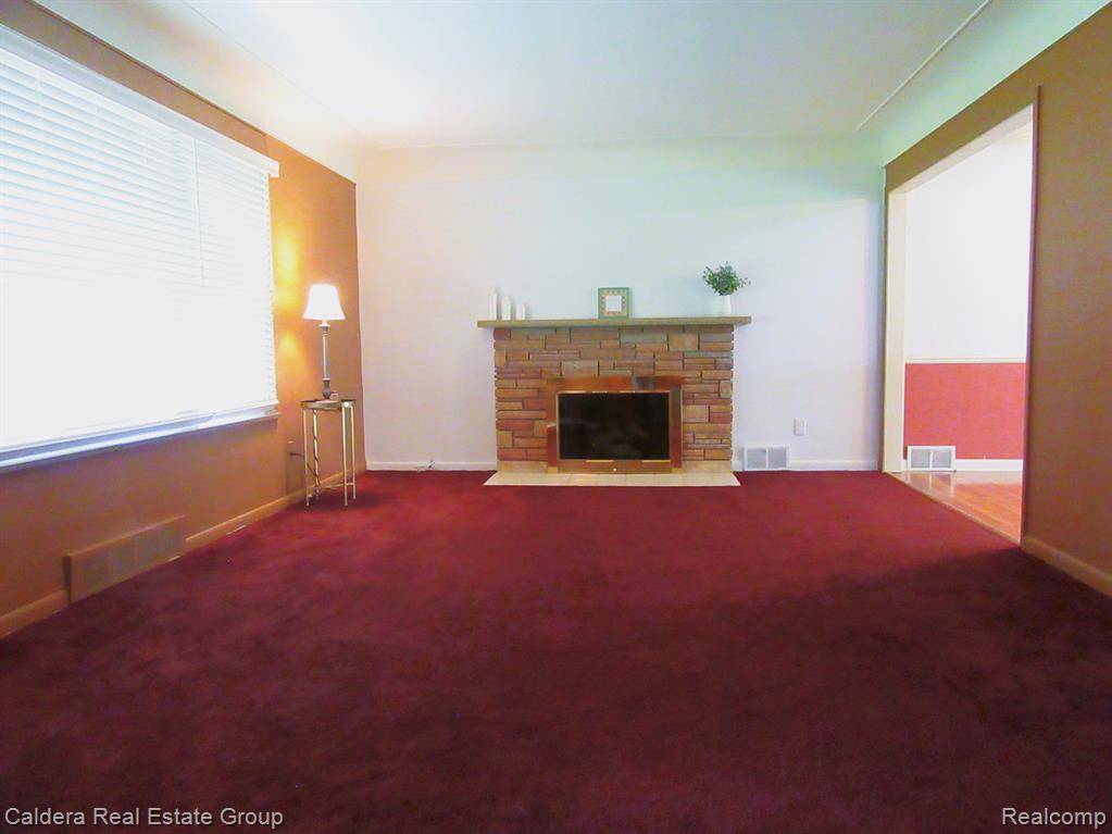 Fraser, MI 48026,31531 ELODIE Drive