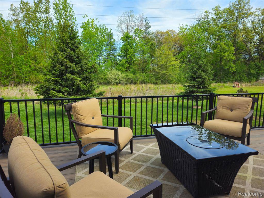 Brownstown Twp, MI 48134,24864 CHRISTINA Drive
