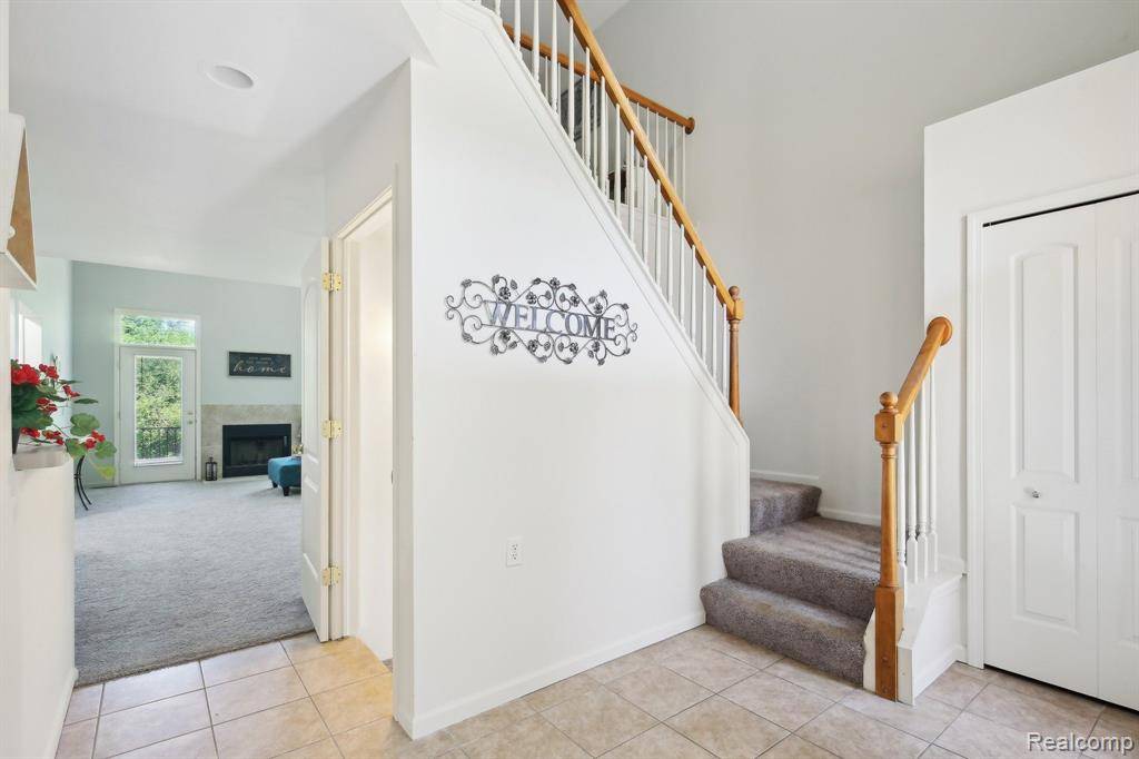 Southfield, MI 48034,28986 CHRISTOPHER Lane