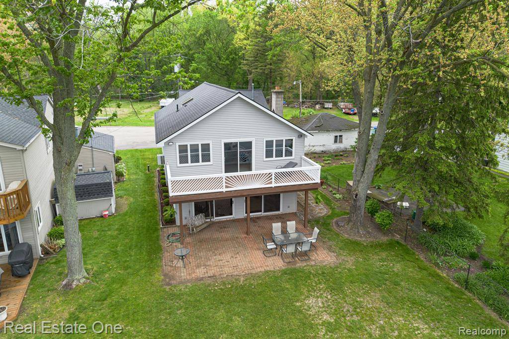 Green Oak Twp, MI 48189,10194 Elmcrest Road